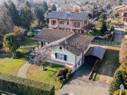 Case e ville in vendita di 248 m² in Via Filippo Turati