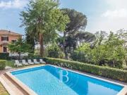 Case e ville in vendita di 248 m² in Viale Unione Sovietica