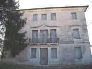 Case e ville in vendita di 2500 m²