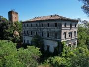 Case e ville in vendita di 2503 m² in Via Nazario Sauro, 59