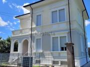 Case e ville in vendita di 250 m²