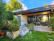 Case e ville in vendita di 250 m² in Via Filippo Beltrami