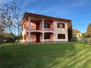 Case e ville in vendita di 250 m²