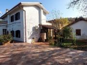 Case e ville in vendita di 250 m² in Frazione...