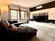 Case e ville in vendita di 250 m² in Località Montemazzano