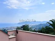 Case e ville in vendita di 250 m² in Via Alla Strà