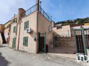 Case e ville in vendita di 250 m² in Via Caranfe