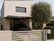 Case e ville in vendita di 250 m² in Via Comparini