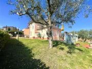 Case e ville in vendita di 250 m² in Via del Casalone