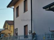 Case e ville in vendita di 250 m² in Via del terzo, 33