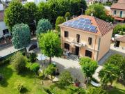 Case e ville in vendita di 250 m² in Via Ernesto Torre, 19