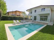 Case e ville in vendita di 250 m² in Via Filippo...