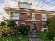 Case e ville in vendita di 250 m² in Via Fornaci