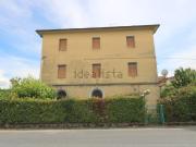Case e ville in vendita di 250 m² in Via Martiri della...