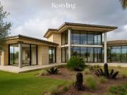 Case e ville in vendita di 250 m² in Via Migliara 47