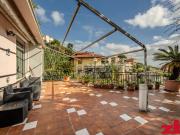 Case e ville in vendita di 250 m² in Via Nuova Castagnabuona