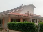 Case e ville in vendita di 250 m² in Via Otello Biondi, 39