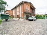 Case e ville in vendita di 250 m² in Via Panzanesa