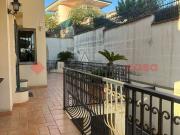 Case e ville in vendita di 250 m² in Via Remigio Paone