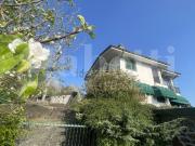 Case e ville in vendita di 250 m² in Via San Giovanni Bosco