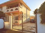 Case e ville in vendita di 250 m² in Via San Gordiano