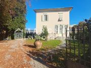 Case e ville in vendita di 250 m² in Via San Marco, 55100