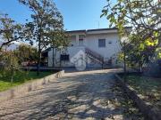 Case e ville in vendita di 250 m² in Via Scopigliette