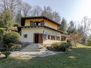 Case e ville in vendita di 250 m² in Via Sorti