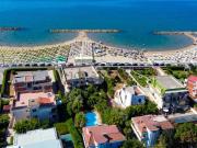 Case e ville in vendita di 253 m² in Lungomare Città di...