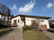 Case e ville in vendita di 253 m² in Via Monte Nevoso, 7