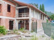 Case e ville in vendita di 253 m² in Via Roberto Ardigò