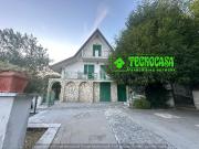 Case e ville in vendita di 254 m² in Via Castello, 1