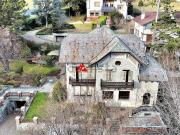 Case e ville in vendita di 255 m² in Via Abbé Petigat, 4