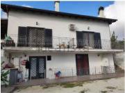 Case e ville in vendita di 255 m² in Via Colle Caldara, 15