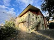 Case e ville in vendita di 256 m² in Via Don Minzoni, 4