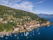 Case e ville in vendita di 256 m² in Via Panorama, 14