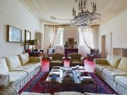 Case e ville in vendita di 2600 m²