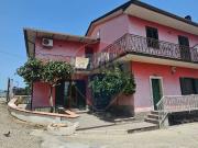 Case e ville in vendita di 260 m²