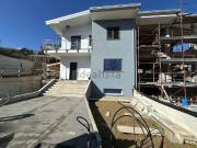 Case e ville in vendita di 260 m²