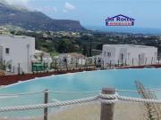 Case e ville in vendita di 260 m² in Strada Fraginesi...