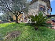 Case e ville in vendita di 260 m² in Via Bartolomeo Sestini