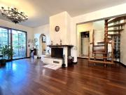 Case e ville in vendita di 260 m² in Via dei Ginepri