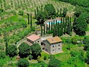 Case e ville in vendita di 260 m² in Via di Ucerano