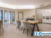 Case e ville in vendita di 260 m² in Via Francesco Cilea