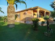 Case e ville in vendita di 260 m² in Via Gubbio, 1