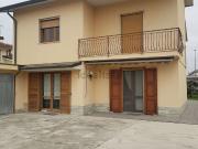 Case e ville in vendita di 260 m² in Via Verdi