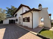 Case e ville in vendita di 265 m²