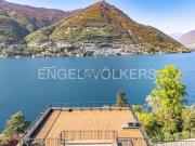 Case e ville in vendita di 265 m² in Via Cesare Poggi