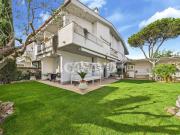 Case e ville in vendita di 265 m² in Via del Casale...