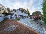 Case e ville in vendita di 268 m² in Via Ariana, 102